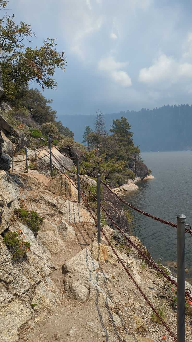 A Scenic Trail Around Pinecrest Lake