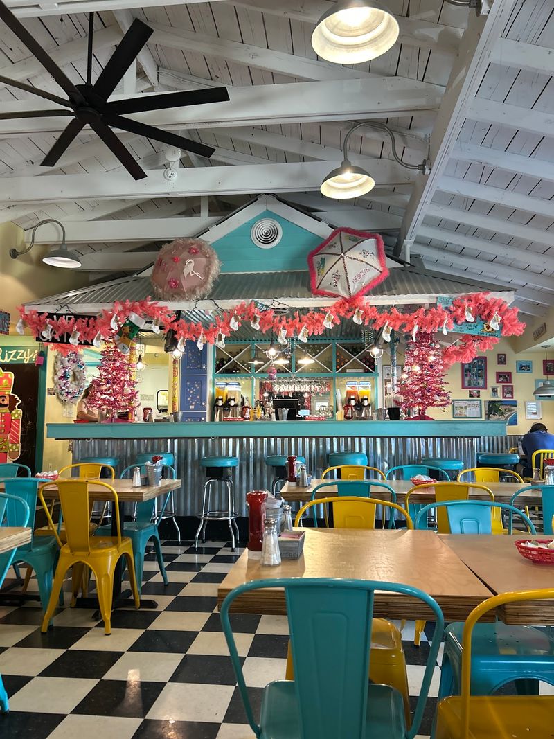 Liz's Where Y'At Diner, Mandeville