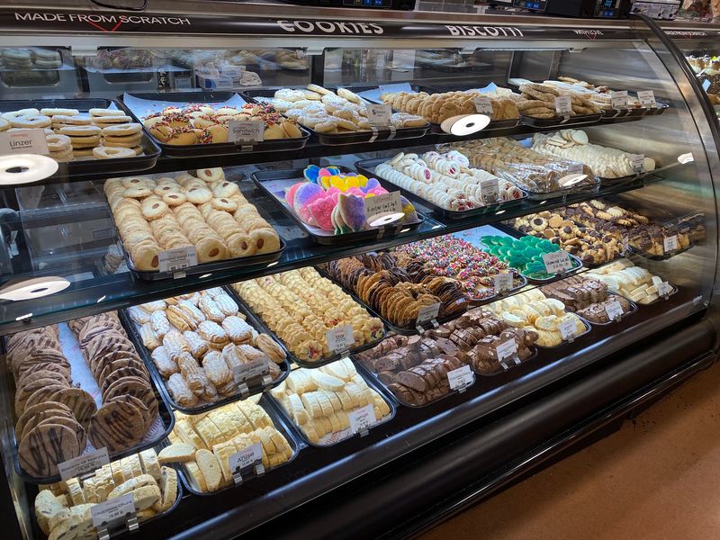 Sfogliatelle, Cannoli, And Other Reasons To Skip Willpower