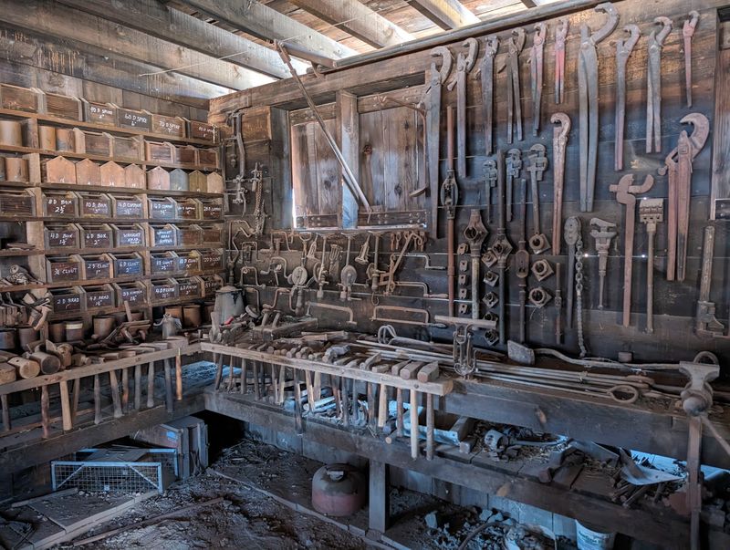 Workshops And Everyday Artifacts