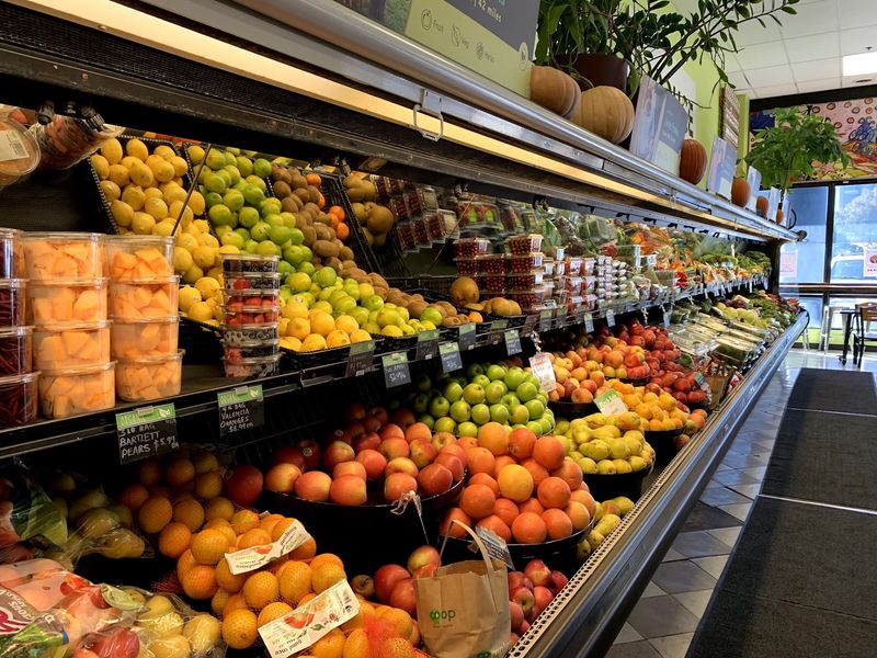Produce So Good Even The Bananas Get Bragging Rights