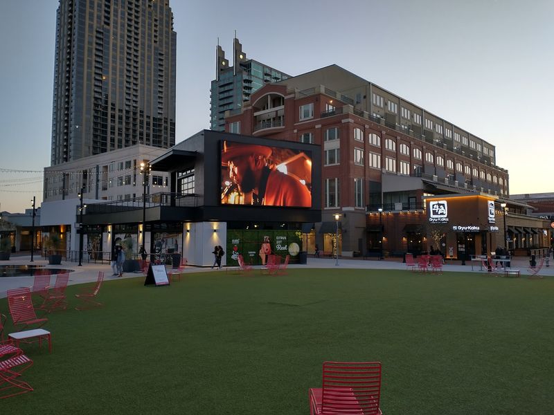 Art, Fashion, And Live Music