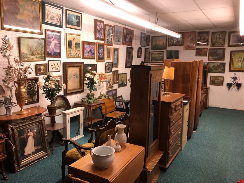 Cottonwood Antique Mall