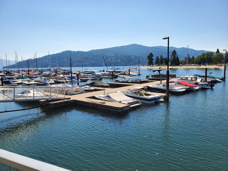 When This Idaho Town Ranked Among America's Best Small Places To Live, Longtime Residents Felt The Change - Decor Hint Boat Launch Traffic Makes For A Fun Show