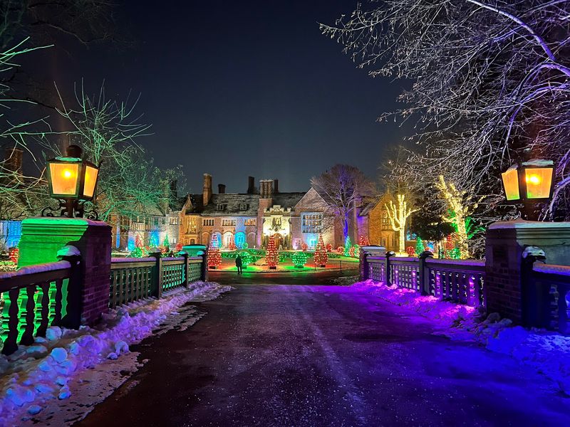 Holiday Sparkle And Winter Lights