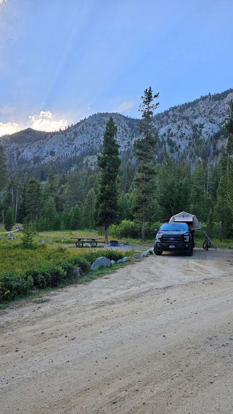 9 Idaho Dark Sky Spots Where The Milky Way Shows Up Over Your Campsite On Clear Nights - Decor Hint Alturas Inlet Campground