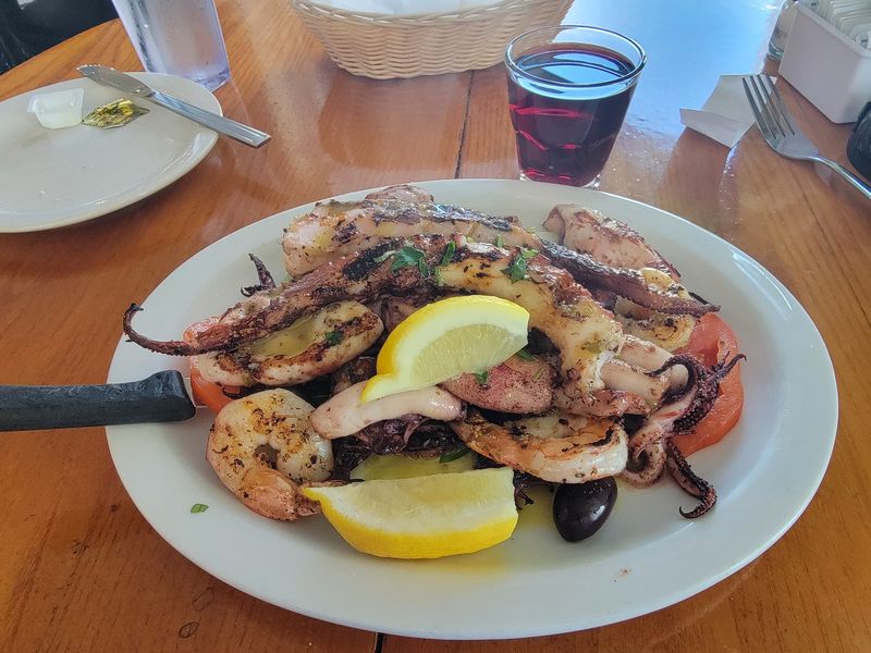 Big Plates For People Who Refuse To Choose