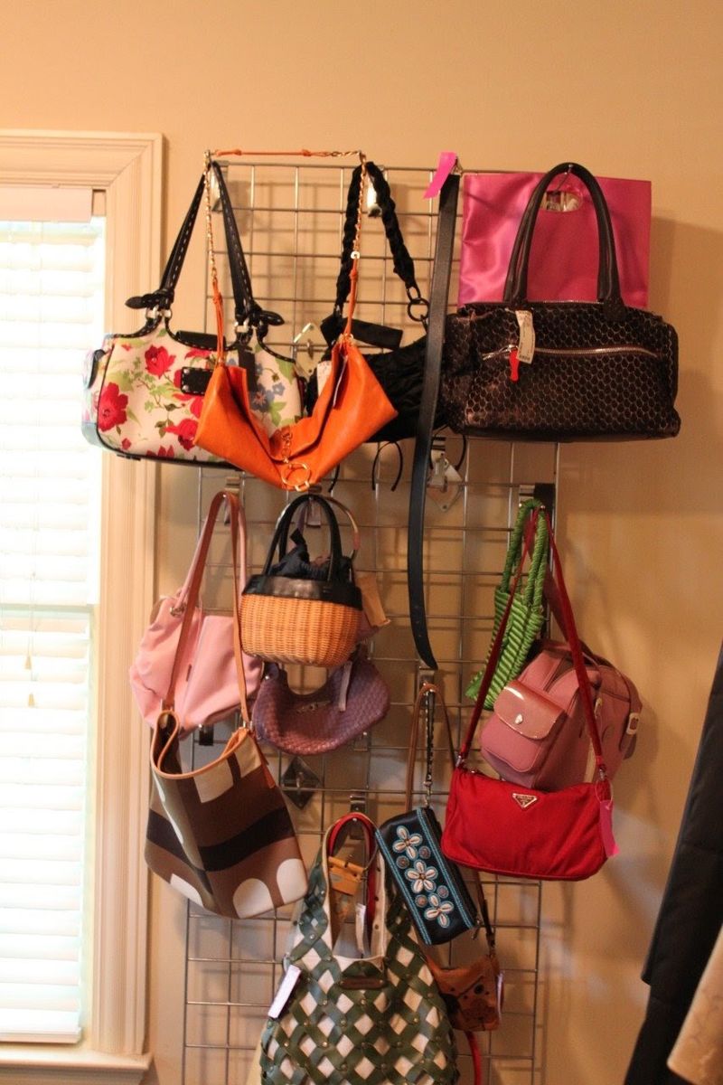 Handbags Worth The Detour