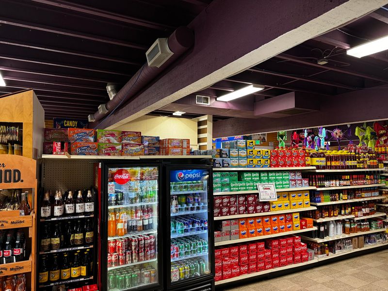 Spice Shelves That Make The International Aisle Look Shy