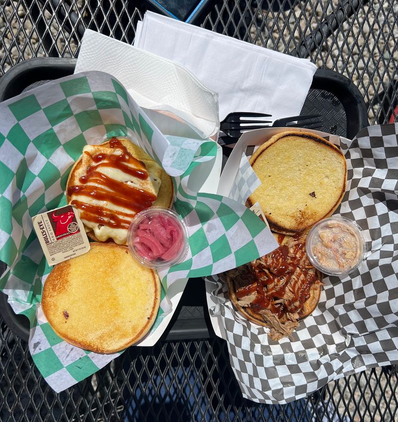 Apples Sneak Into The Grilled Cheese, And It Works