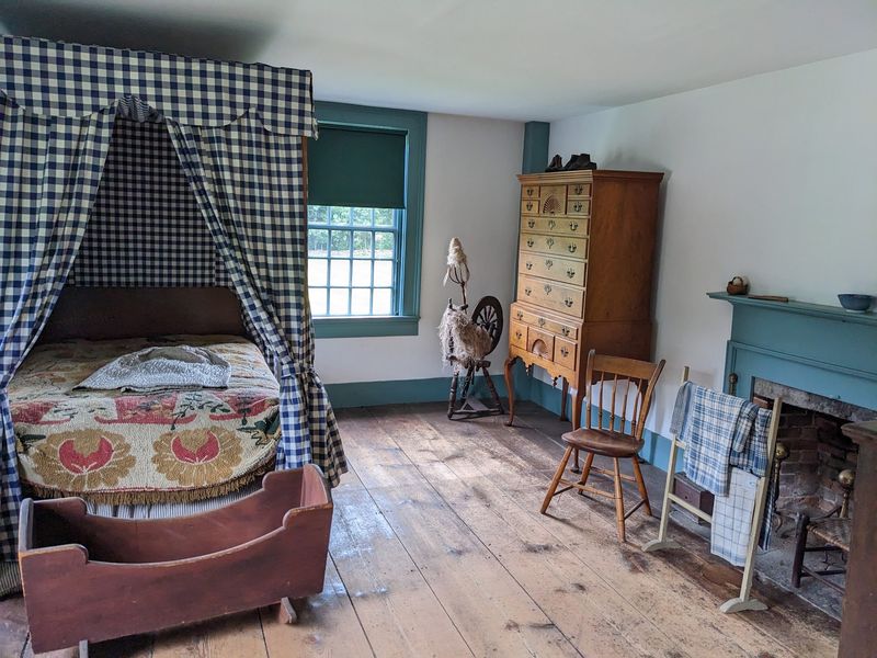 This Historic Connecticut Homestead Has A Dark Past That Feels Even Creepier Around Halloween - Decor Hint The Childhood Farm Of An American Patriot