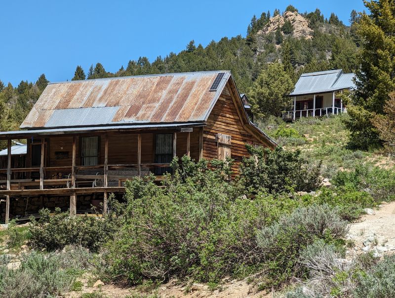 Trails, Ridges, And Neighboring Ghost Camps