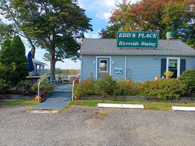 Edd's Place, Westbrook