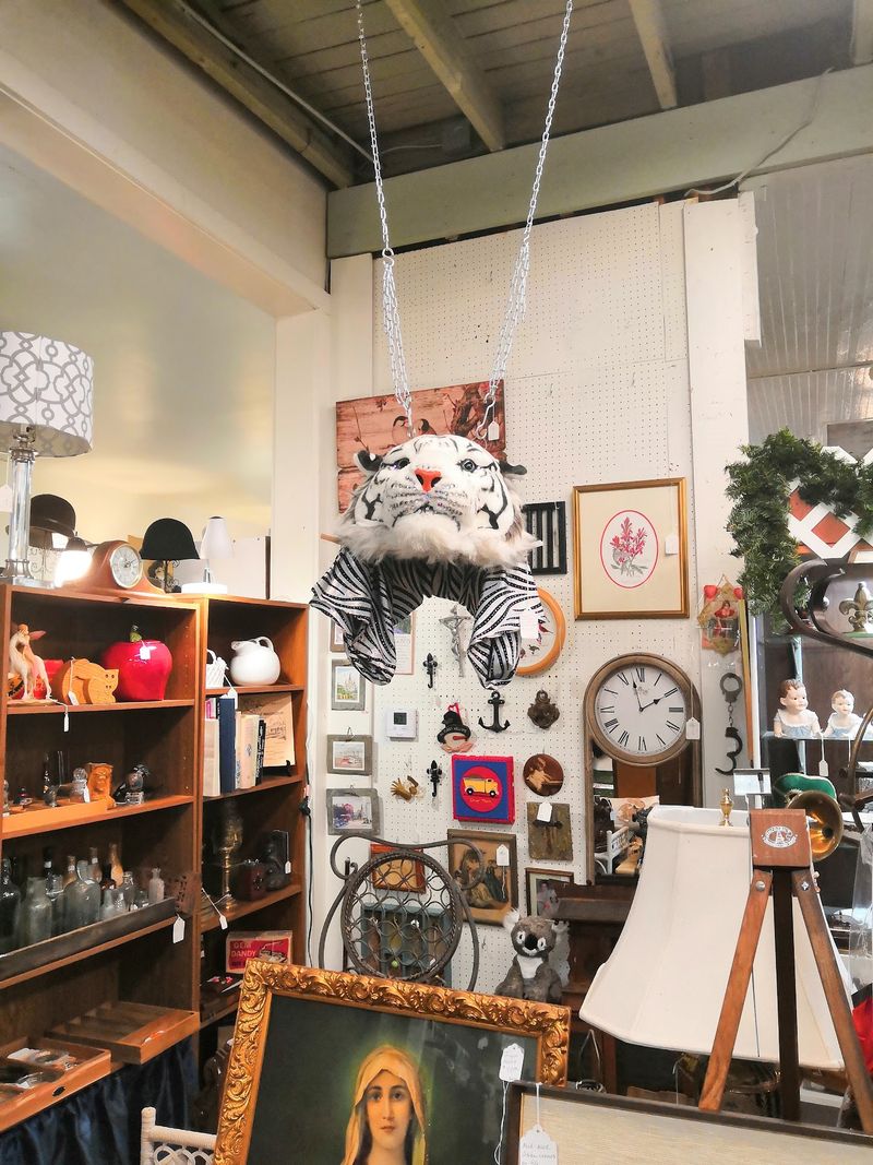 Magazine Antique Mall
