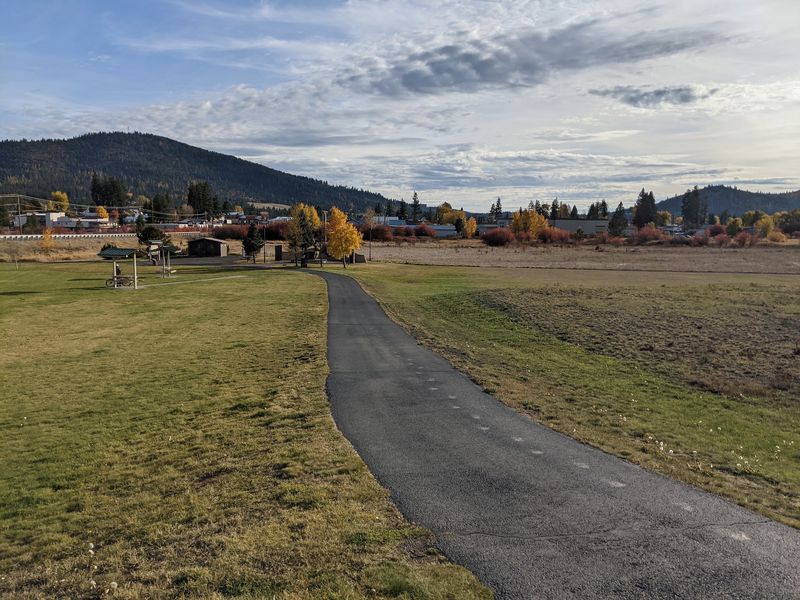 This Idaho Rail Trail Stretches Over 70 Paved Miles, Perfect For A Family Bike Day - Decor Hint Silver Valley Mining Towns Wait On The Eastern End