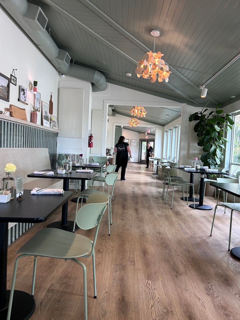 Magnolia Cafe, Beaufort