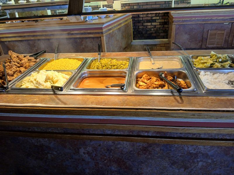 This Kentucky Buffet Restaurant Is So Good It’s Practically A Local Secret - Decor Hint Catering Here Comes With Cotton Candy And A Giant Grill