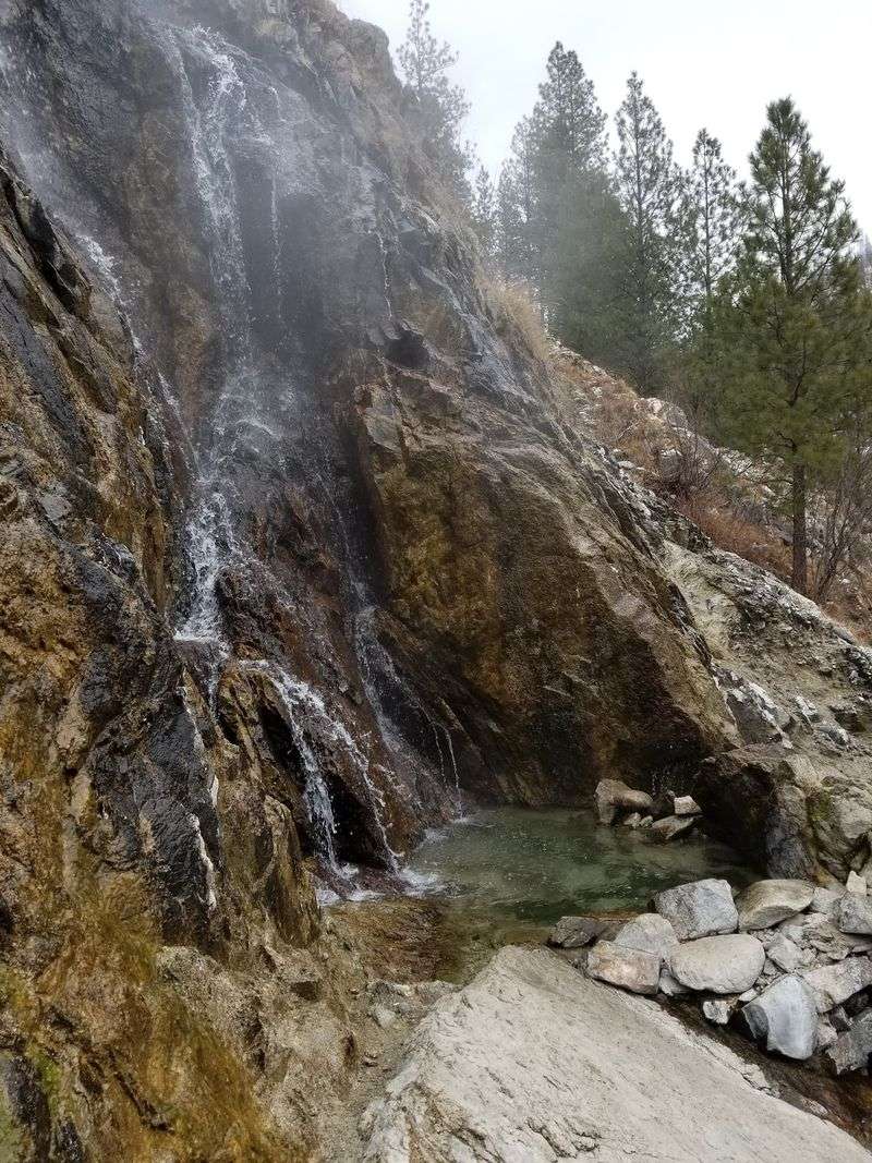 Pine Flats Hot Spring Parking