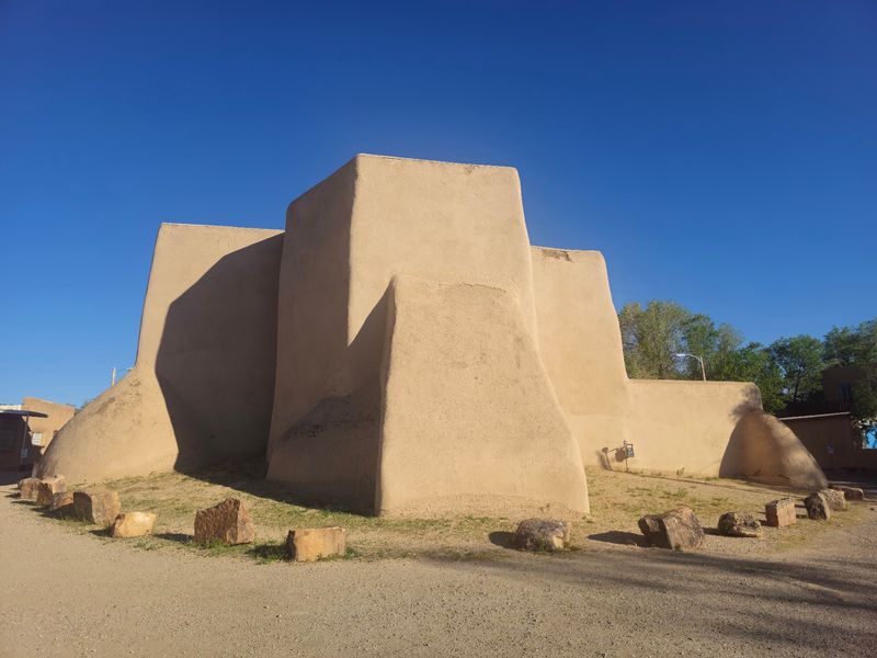 San Francisco De Asís Mission Church, Ranchos De Taos