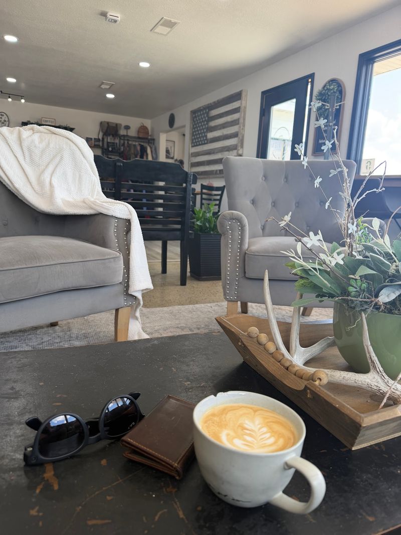 Nebraska's Sandhills Hide 12 Ranch Cafes Where Cowboys Still Eat Lunch - Decor Hint Anthem Coffee