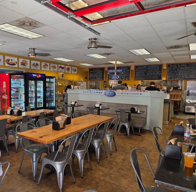 Quick Service Makes Lunch Easy On Busy Days