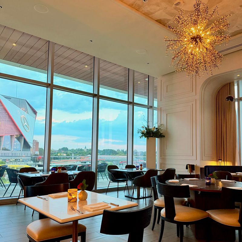 This Georgia Italian Restaurant Has A Dining Experience Worth Planning Ahead For In 2026 - Decor Hint Crown Molding, Sparkly Lights, And Booths Made For Lingering
