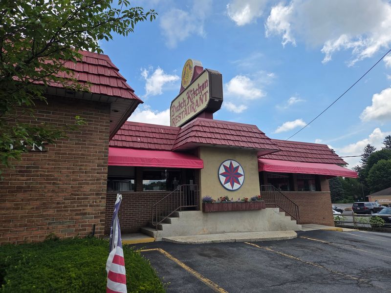Once You Try The Chicken Corn Soup At This Pennsylvania Diner, Canned Soup Is Over For You - Decor Hint Right Off The Interstate And Close To A Real Coal Mine Tour