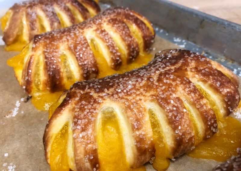 This California Latin Bakery Serves Fresh Pastries, Sweet Treats, And Traditional Favorites - Decor Hint Guava And Mango Pies Bring Some Tropical Sunshine