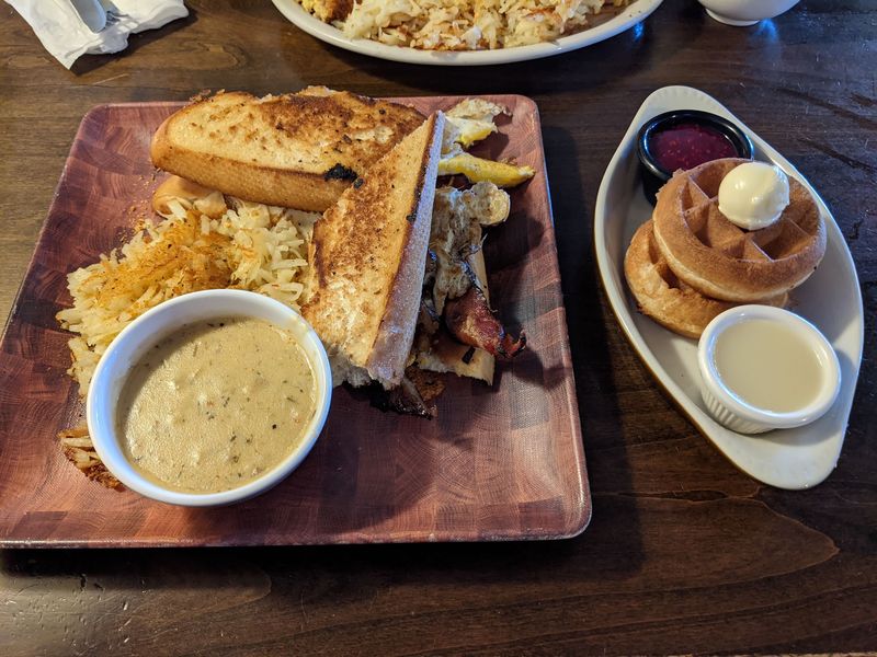 Lunch Options That Keep the Magic Going Past Noon