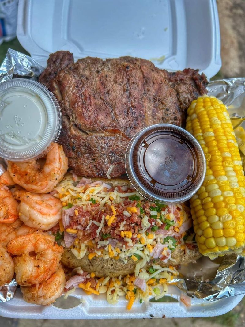 9 Georgia BBQ Joints Serving Steaks Big Enough To Feed A Family - Decor Hint Fields Barbeque Pig on a Pit