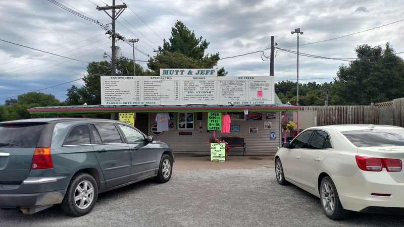 Mutt & Jeff Drive In