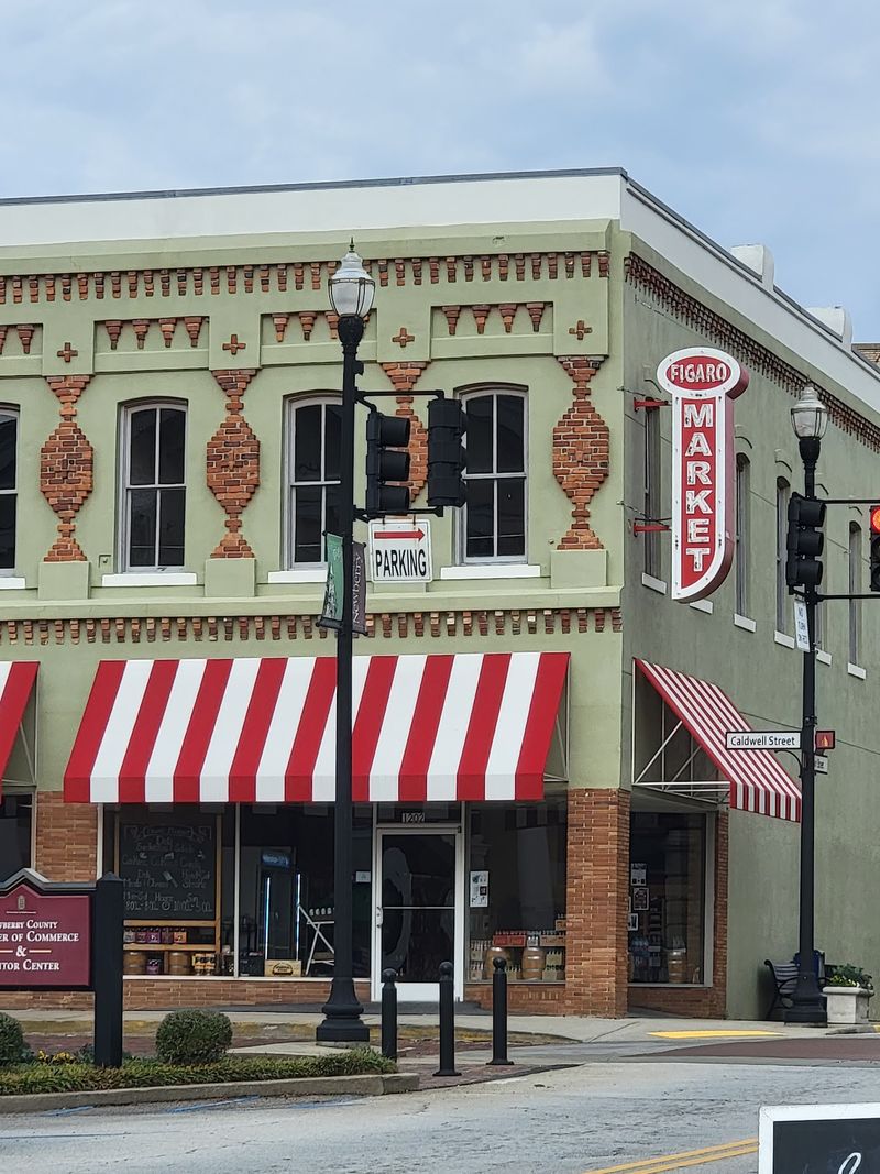 10 Underrated Towns In South Carolina Where Retirees Are Living Their Best Life - Decor Hint Newberry
