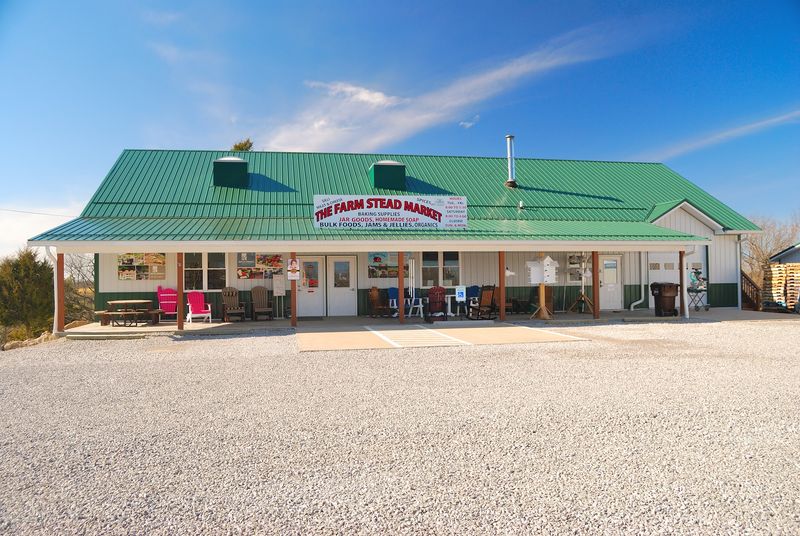 Farmstead Market, Pleasureville