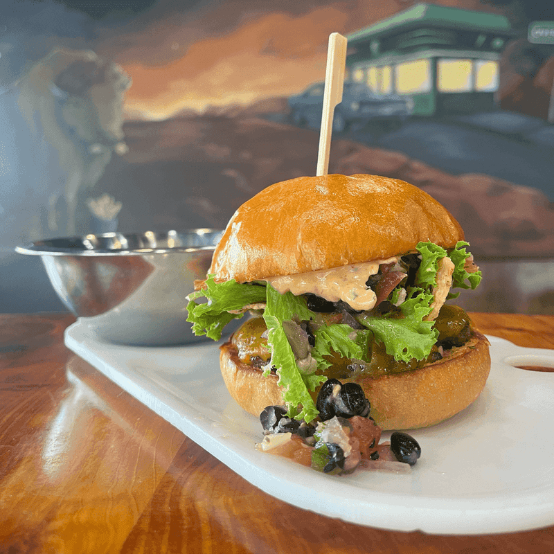 This Idaho Burger Joint Serves Purple Fries And Blueberry Ketchup, And People Love It - Decor Hint Bison, Wagyu, And A Spicy Surprise