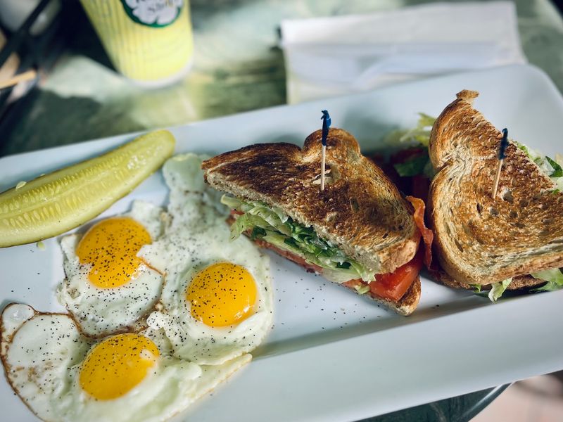Once You Try Its Key Lime Pie, This Florida Bakery Spoils Every Other Slice - Decor Hint Breakfast and Lunch at Kermit's Kitchen Cafe