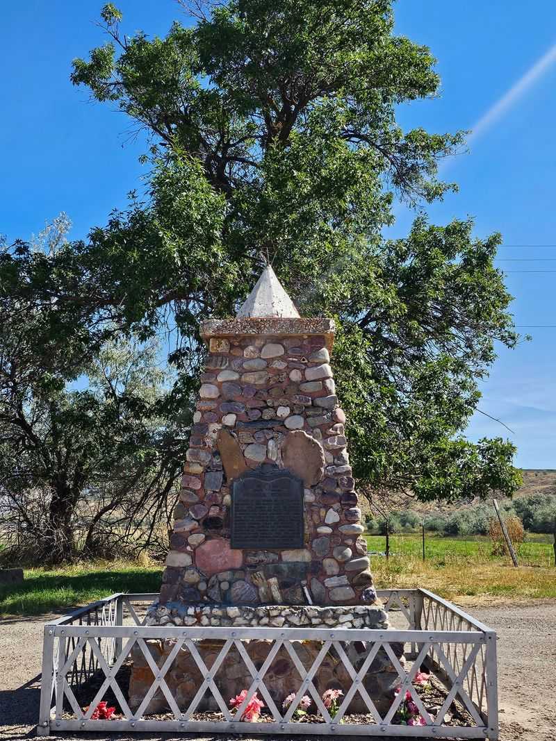 8 Idaho Places Where The Story Of The Nez Perce And Shoshone Still Sits On The Land - Decor Hint Bear River Massacre Site