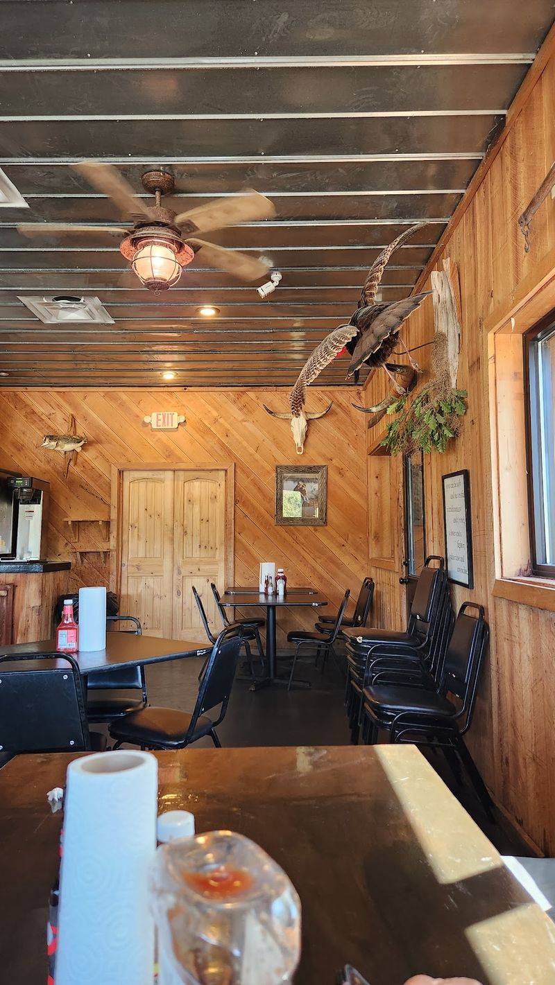 Benton Lee Steak House
