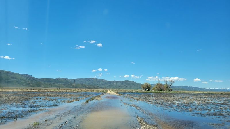 Idaho Is Home To An Ice Age Floods Trail Where Giant Ripple Marks Span Whole Hillsides - Decor Hint Simple Facilities Mean You Should Pack Like A Pro