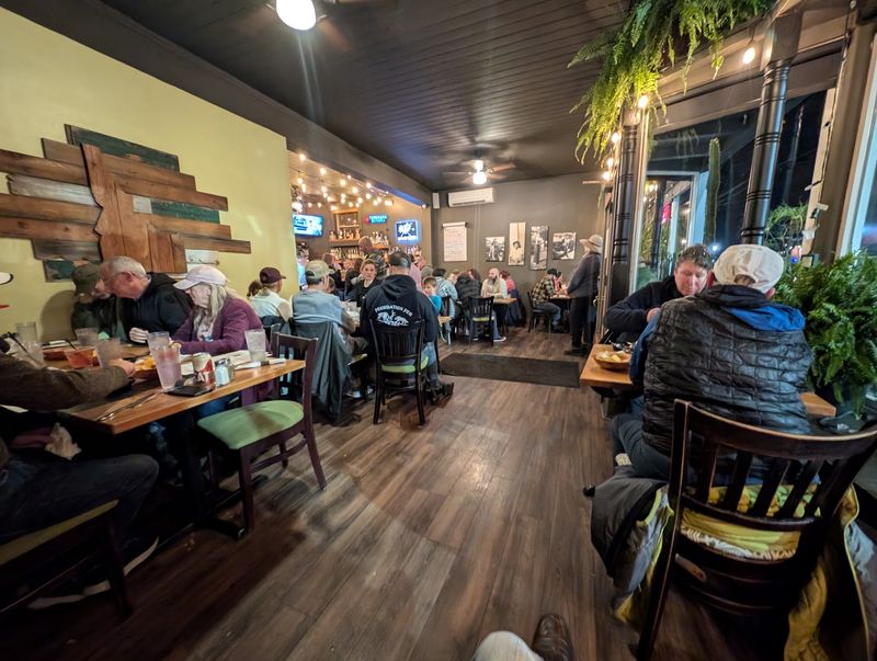 This North Idaho Mexican Kitchen Piles Plates So High That Diners Head Home With Leftovers After Dinner - Decor Hint Timing Your Visit So Dinner Doesn't Turn Into A Waiting Game