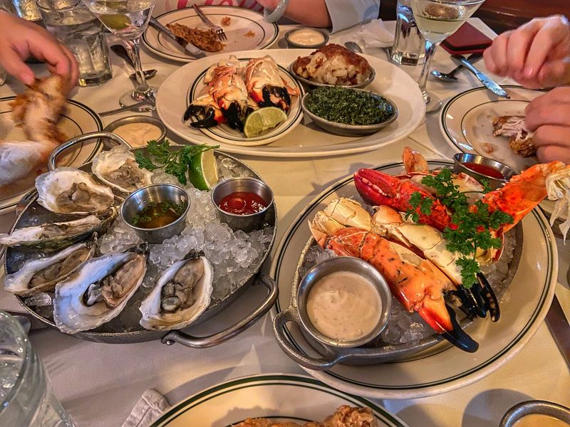 A Florida Tradition Worth Cracking Into