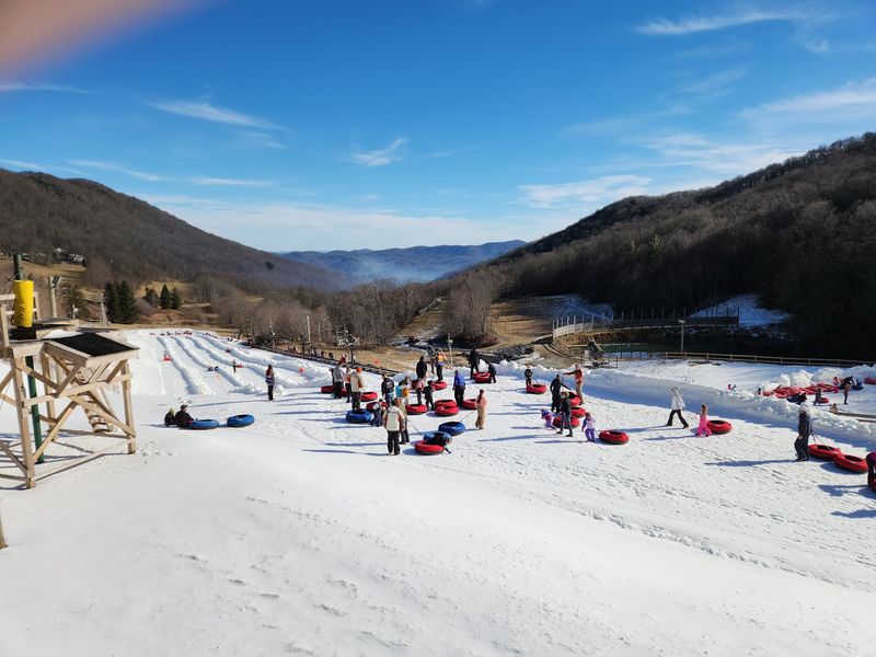POV: You Found North Carolina’s Most Epic Snow Tubing Spot And Now Winter Can’t Come Fast Enough - Decor Hint Each Session Packs In Nearly Two Hours Of Sliding