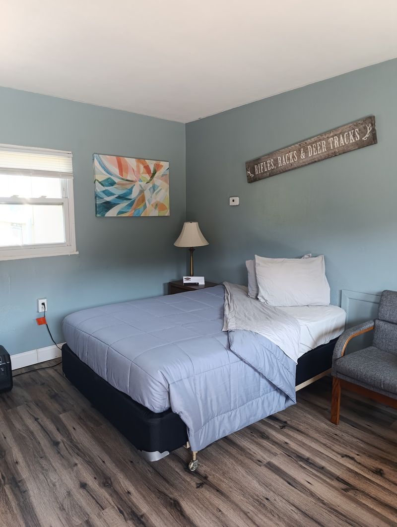 Twenty-Two Rooms That Keep Things Simple