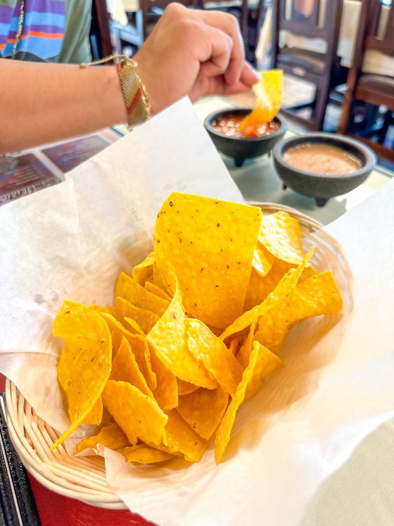 Patio Seats, Booth Dinners, And A Crowd For Everyone