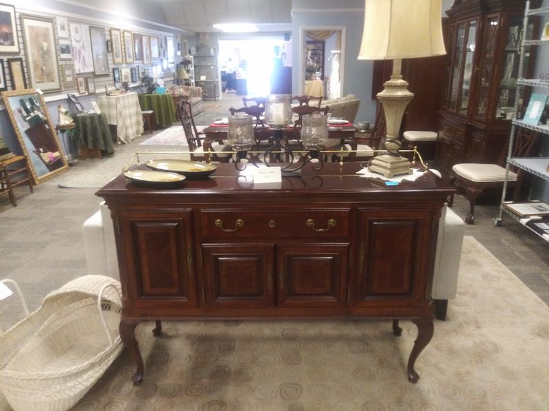 Savannah, Georgia’s 9 Top Under-The-Radar Thrift Shops For Incredible Bargains - Decor Hint Blessingdales Thrift & Furniture Store