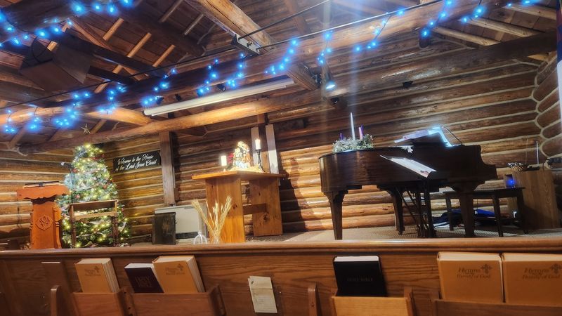 Little Church In the Pines