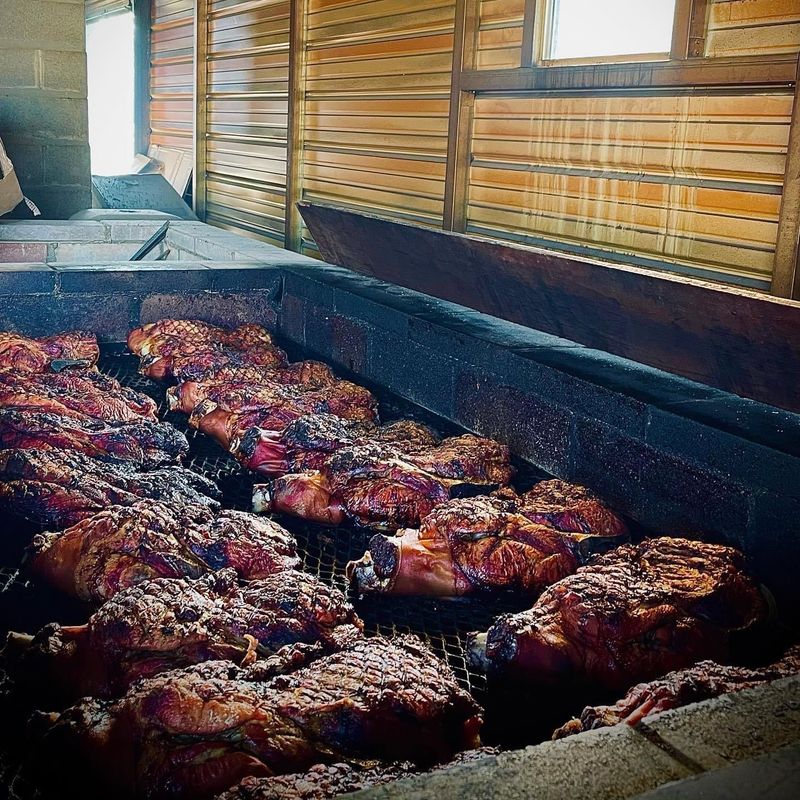 Knoth's Bar-B-Que