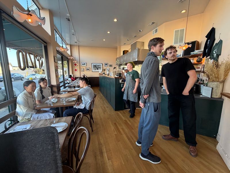 Sfizio, Oakland