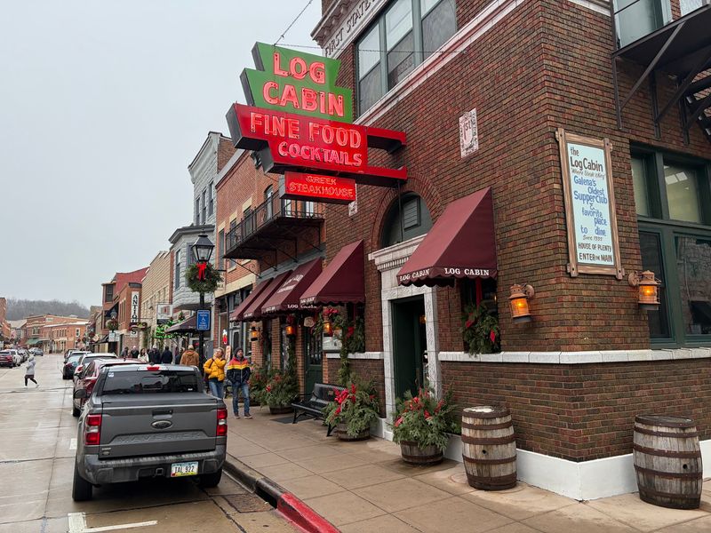 Log Cabin Steakhouse, Galena