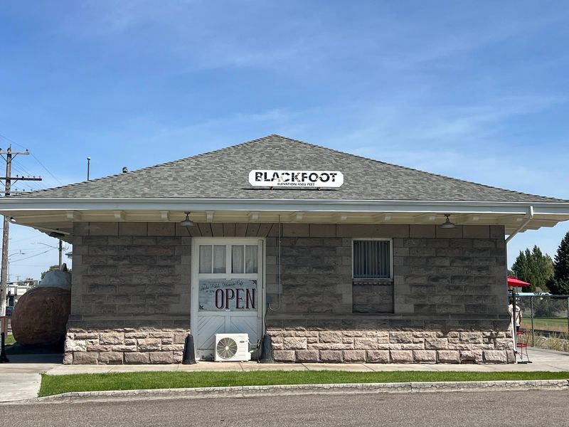 How A Quiet Depot Became A Potato Headquarters