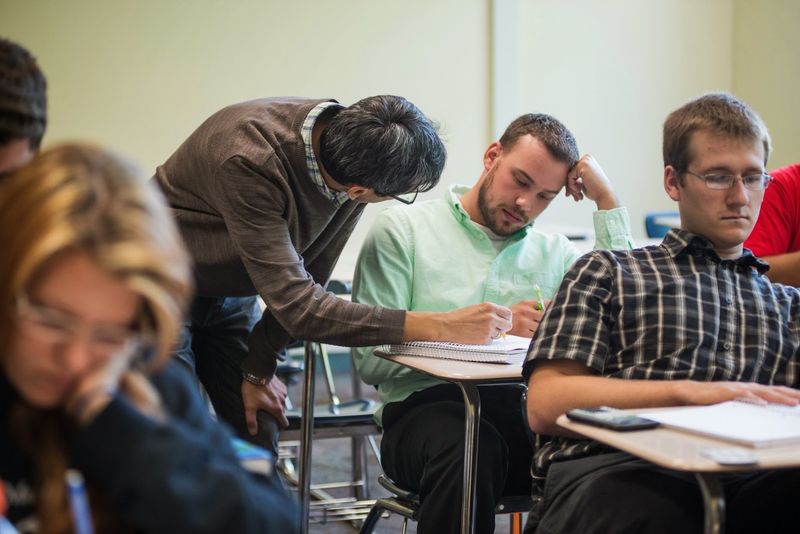 Small Classes Where Professors Learn Your Name